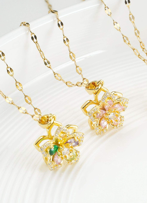 Rotating Flower Fidget Necklace — 18K Gold-Plated, Rotatable Jewelry; Waterproof & Tarnish-Resistant — Fidget Spinner-Style Flower Pendant Necklace