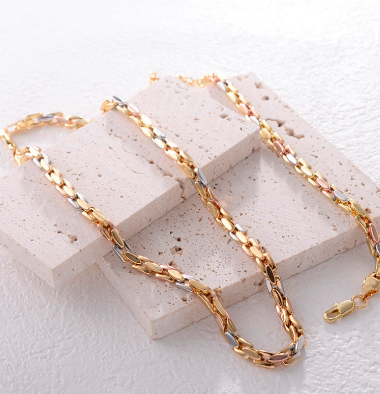 Hip-Hop Style 18K Gold-Plated Bracelet and Necklace — A Unisex, Street-Style Gift for Men and Women.