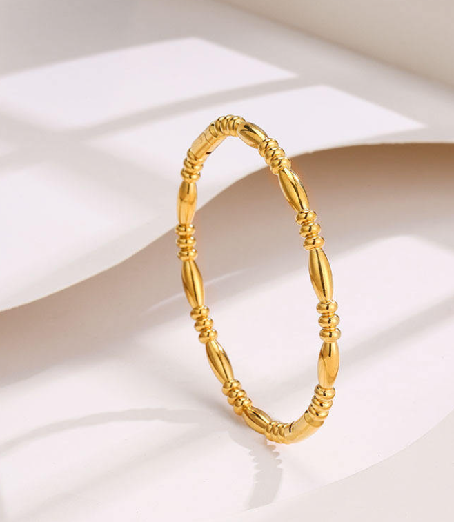 "Bamboo Rhythm" Bracelet — High-End Gold-Plated Stainless Steel Jewelry for Women (Non-Fading)