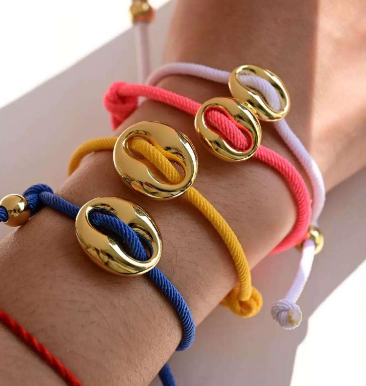 Smooth "Pig Nose" Set: 18K gold-plated pendant bracelet with adjustable, colorful braided cord.