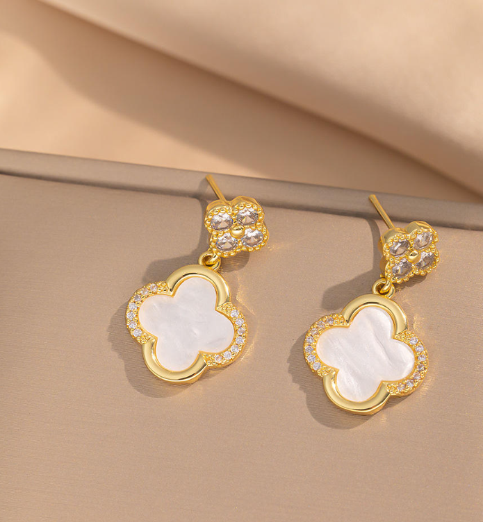 Light Luxury Floral Jewelry Set | 18K Gold-Plated Stainless Steel | Inlaid with Shell and Zircon Flowers